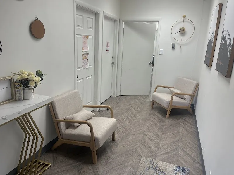 Denver Recovery Group Lakewood - interior photo