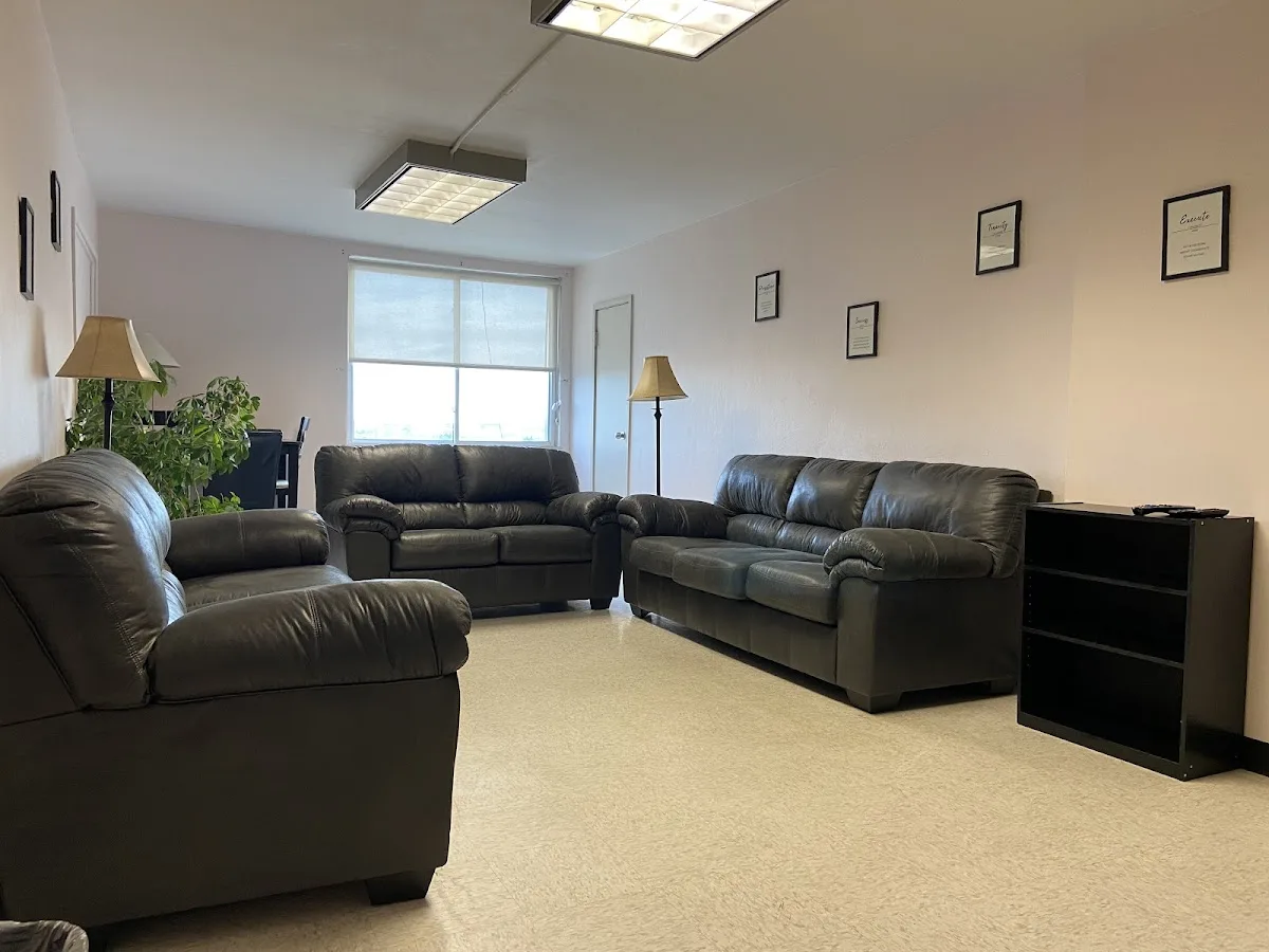 Serenity Denver - Photo 4