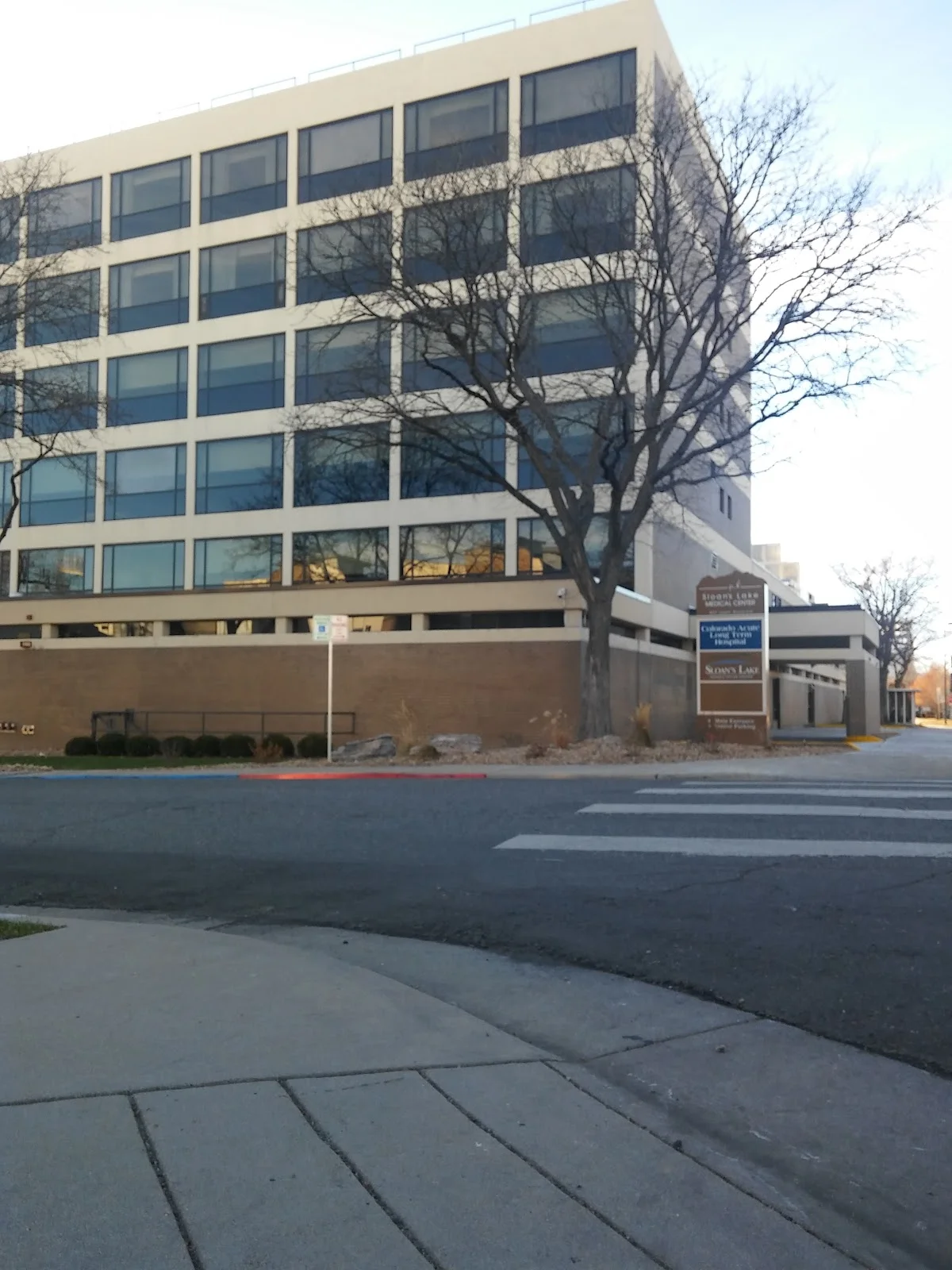 Sloan's Lake Rehabilitation Center - Photo 3