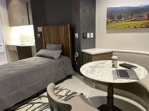 All Points North - APN Denver Detox - interior photo