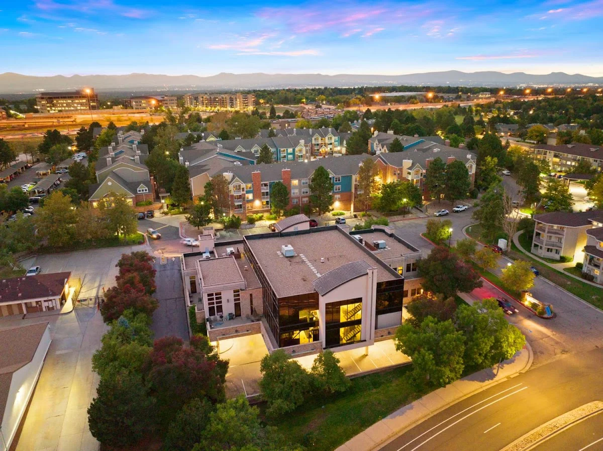 The Raleigh House - Denver - Photo 4