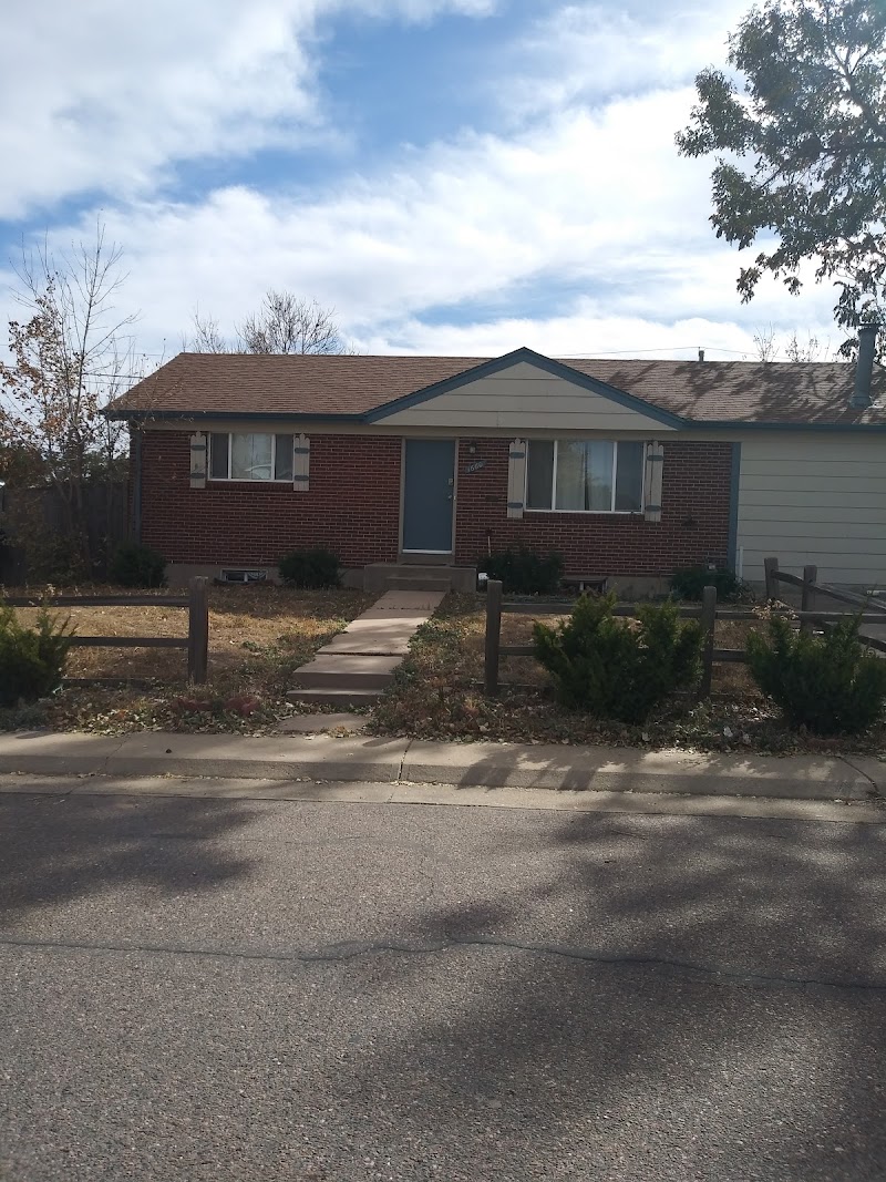 Sammies Sober Living House - Photo 2