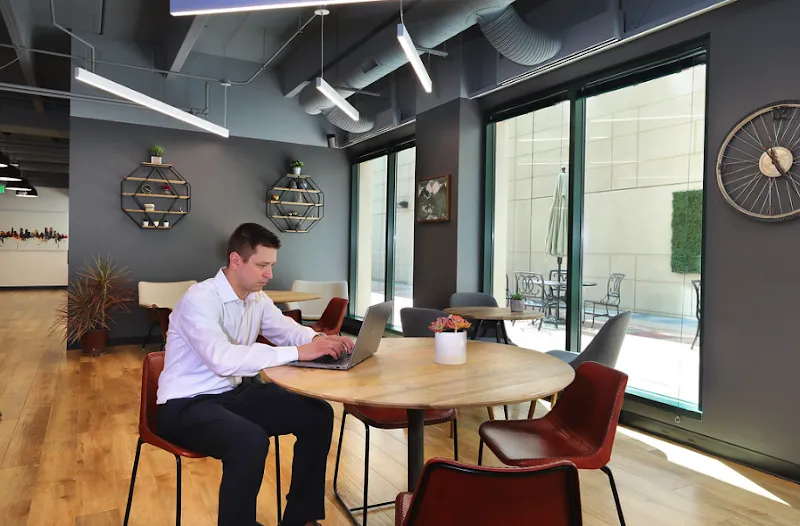 Guardian Virtual - interior photo