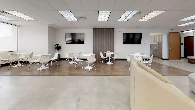 Footprints to Recovery - Photo 2