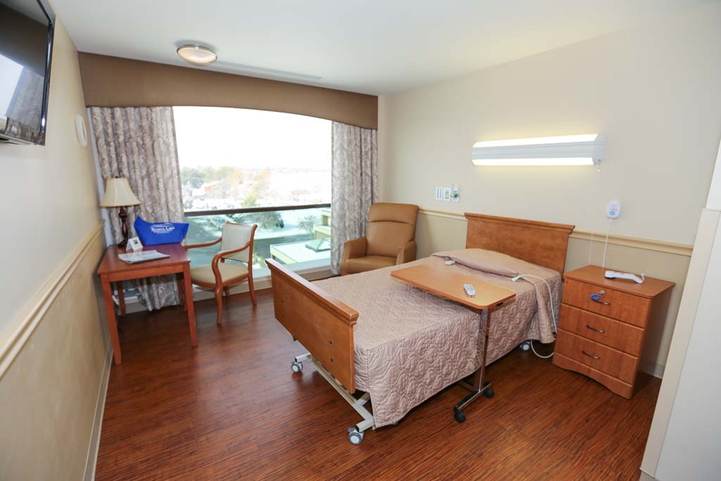Sloan's Lake Rehabilitation Center - Photo 6